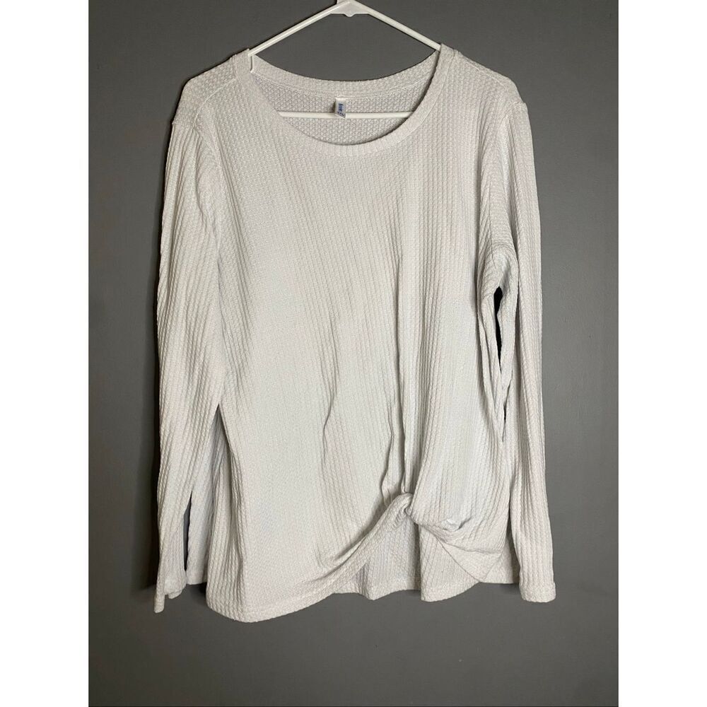 Amazon White Waffle Knit Top With Knot Detail Size 2XL